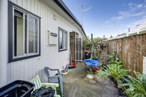 Photo of property in 2/93 Nelson Crescent, Napier South, Napier, 4110
