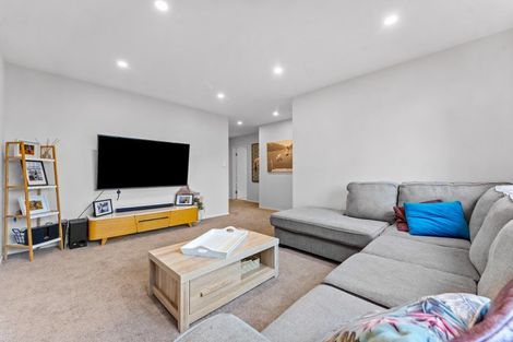 Photo of property in 11 Waterlily Street, Hobsonville, Auckland, 0616