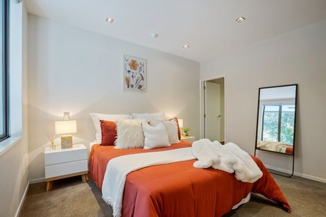 Photo of property in Patent 326 Apartments, 326 Evans Bay Parade, Hataitai, Wellington, 6021