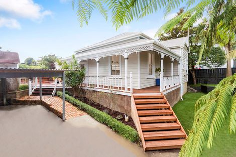 Photo of property in 3a Saltaire Street, Avondale, Auckland, 1026