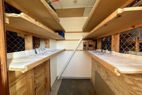 Photo of property in 17 Kent Terrace - Kent Apartments, 3e/16 Kent Terrace, Mount Victoria, Wellington, 6011