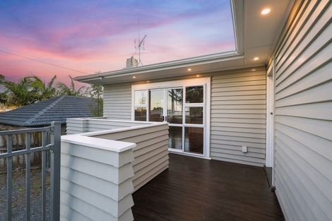 Photo of property in 44 Glengarry Road, Glen Eden, Auckland, 0602