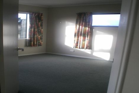 Photo of property in 3 Makora Grove, Paremata, Porirua, 5024