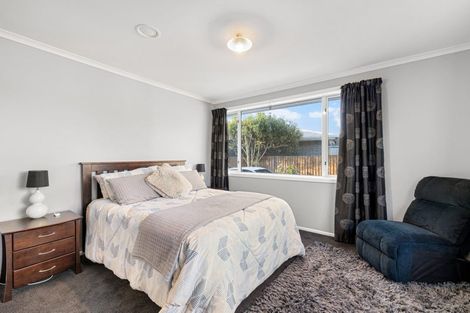 Photo of property in 116 Grimseys Road, Redwood, Christchurch, 8051
