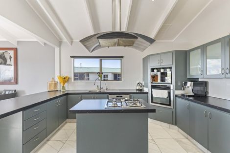 Photo of property in 129 Parklands Avenue, Bell Block, New Plymouth, 4312