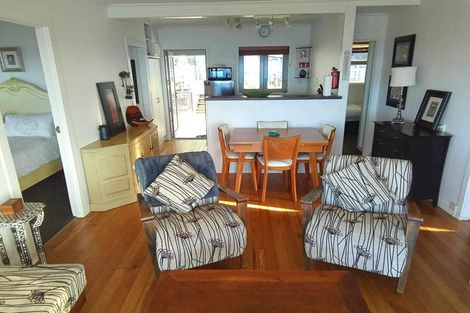 Photo of property in 45 Seaview Road, Cable Bay, 0420