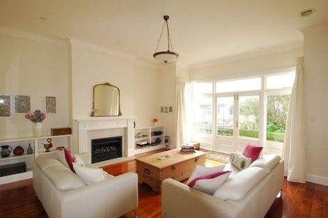 Photo of property in 21 Upland Road, Kelburn, Wellington, 6012