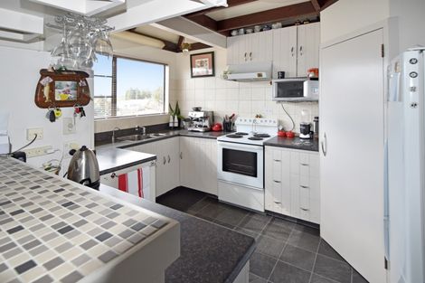 Photo of property in 30 Black Peak Road, Omarama, 9412