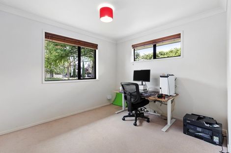 Photo of property in 45 Te Wharau Drive, Greenhithe, Auckland, 0632