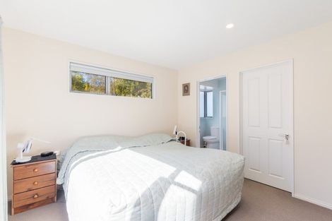 Photo of property in 2a Rue De La Mare, Parklands, Christchurch, 8083