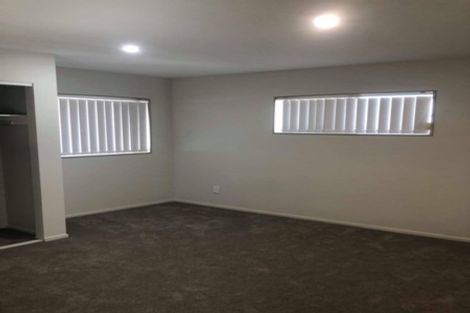 Photo of property in 93c Maplesden Drive, Clendon Park, Auckland, 2103