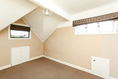 Photo of property in 12 Dorset Avenue, Westown, New Plymouth, 4310