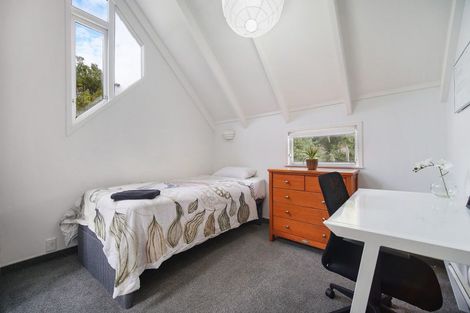 Photo of property in 1/22 Rangatira Road, Birkenhead, Auckland, 0626