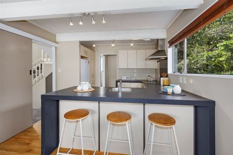 Photo of property in 10 Venus Place, Whitby, Porirua, 5024