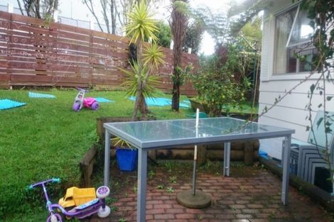 Photo of property in 1 Malters Place, Browns Bay, Auckland, 0630