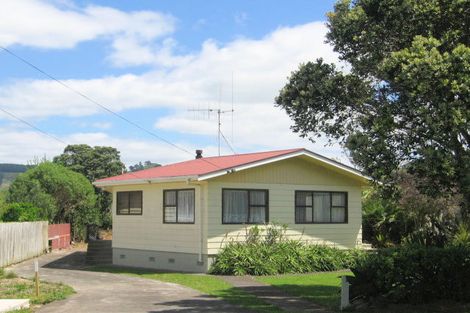 Photo of property in 4 Hillview Road, Waihi Beach, 3611