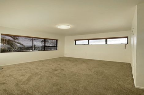 Photo of property in 255 Don Buck Road, Massey, Auckland, 0614
