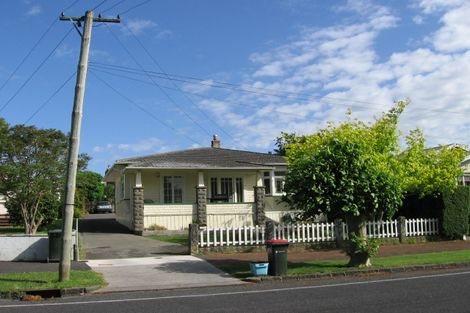 Photo of property in 22a Walker Road, Point Chevalier, Auckland, 1022