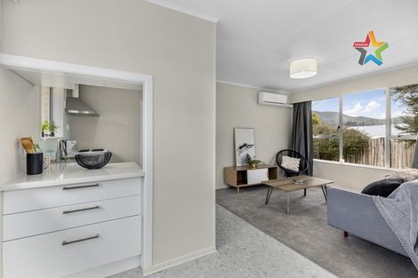 Photo of property in 15b Pencarrow Crescent, Wainuiomata, Lower Hutt, 5014