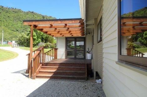 Photo of property in 307 Omoto Road, Kaiata, Greymouth, 7805