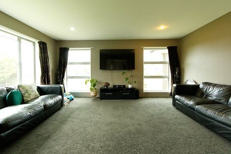 Photo of property in 15 Graycliffe Street, Halswell, Christchurch, 8025