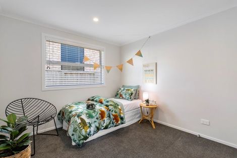 Photo of property in 18 Toi Place, Papamoa, 3118