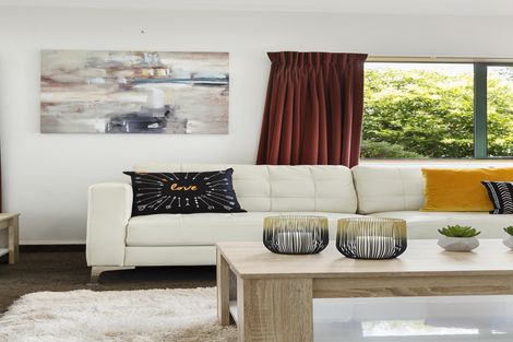 Photo of property in 2/4 Parker Avenue, New Lynn, Auckland, 0600