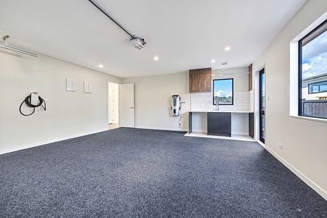 Photo of property in 13 Katote Avenue, Swanson, Auckland, 0614