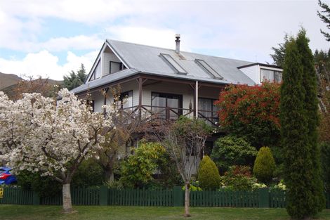 Photo of property in 30 Black Peak Road, Omarama, 9412