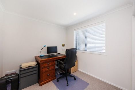 Photo of property in 10 Kereru Street, Marton, 4710