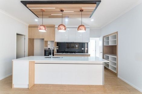 Photo of property in 40 Tinaku Road, Flat Bush, Auckland, 2019