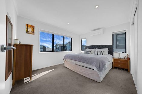 Photo of property in 12 Hoiho Road, Pukekohe, 2120