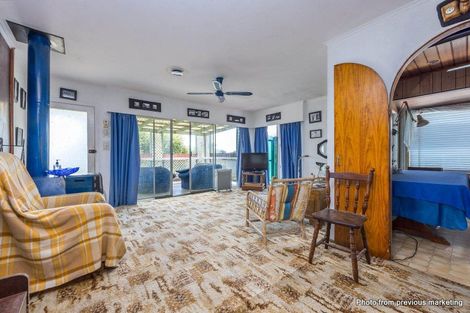 Photo of property in 50 Harrington Road, Henderson, Auckland, 0610