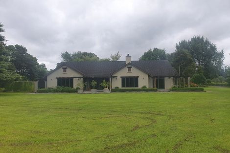 Photo of property in 11 Homestead Lane, Fitzherbert, Palmerston North, 4471