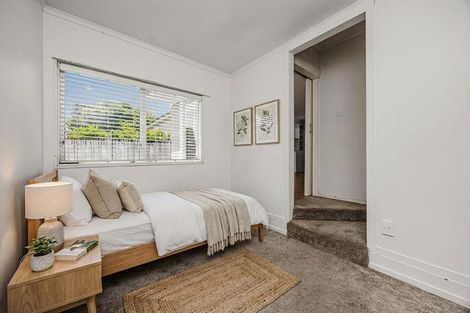 Photo of property in 2/8 James Road, Manurewa, Auckland, 2102
