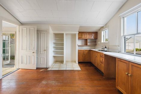 Photo of property in 300 Williamson Street, Thames, 3500