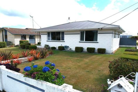 Photo of property in 22 Sandringham Street, Oamaru North, Oamaru, 9400