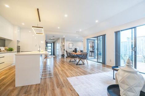 Photo of property in 23 Reserva Crescent, Kumeu, 0810