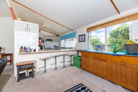 Photo of property in 80k Tirimoana Road, Te Atatu South, Auckland, 0602
