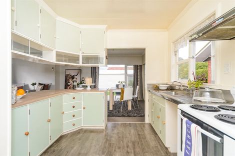 Photo of property in 9 Fagan Street, Bulls, 4818