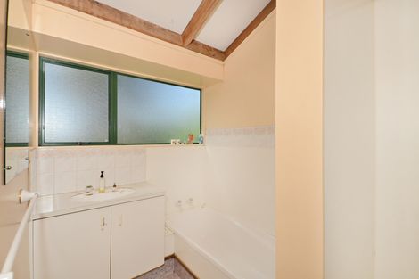 Photo of property in 70 Eden Terrace, Te Kamo, Whangarei, 0112