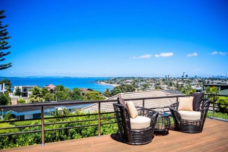 Photo of property in 1/2 Rahopara Street, Castor Bay, Auckland, 0620