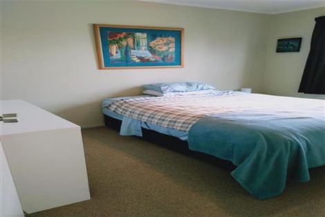 Photo of property in 9 Pohutukawa Place, Ellerslie, Auckland, 1051