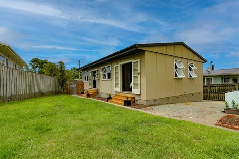 Photo of property in 84 Glen Street, Marchwiel, Timaru, 7910