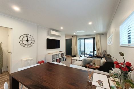 Photo of property in 1/18 Titoki Street, Te Atatu Peninsula, Auckland, 0610