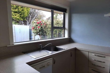 Photo of property in 2/38 Delaware Crescent, Russley, Christchurch, 8042