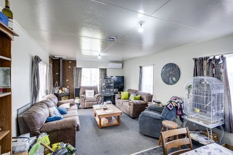 Photo of property in 4 Palgrave Avenue, Flaxmere, Hastings, 4120