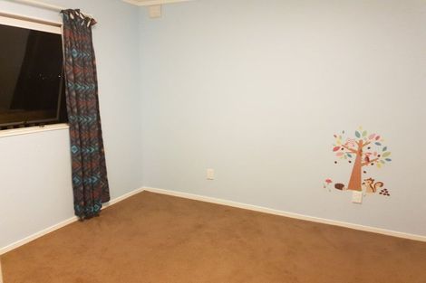 Photo of property in 130 Manuka Road, Bayview, Auckland, 0629