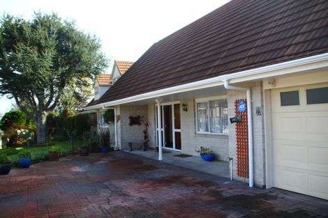 Photo of property in 55 Branch Road, Highlands Park, New Plymouth, 4312