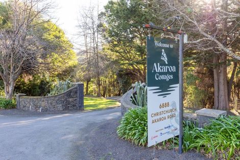 Photo of property in 6888e Christchurch Akaroa Road, Takamatua, 7581